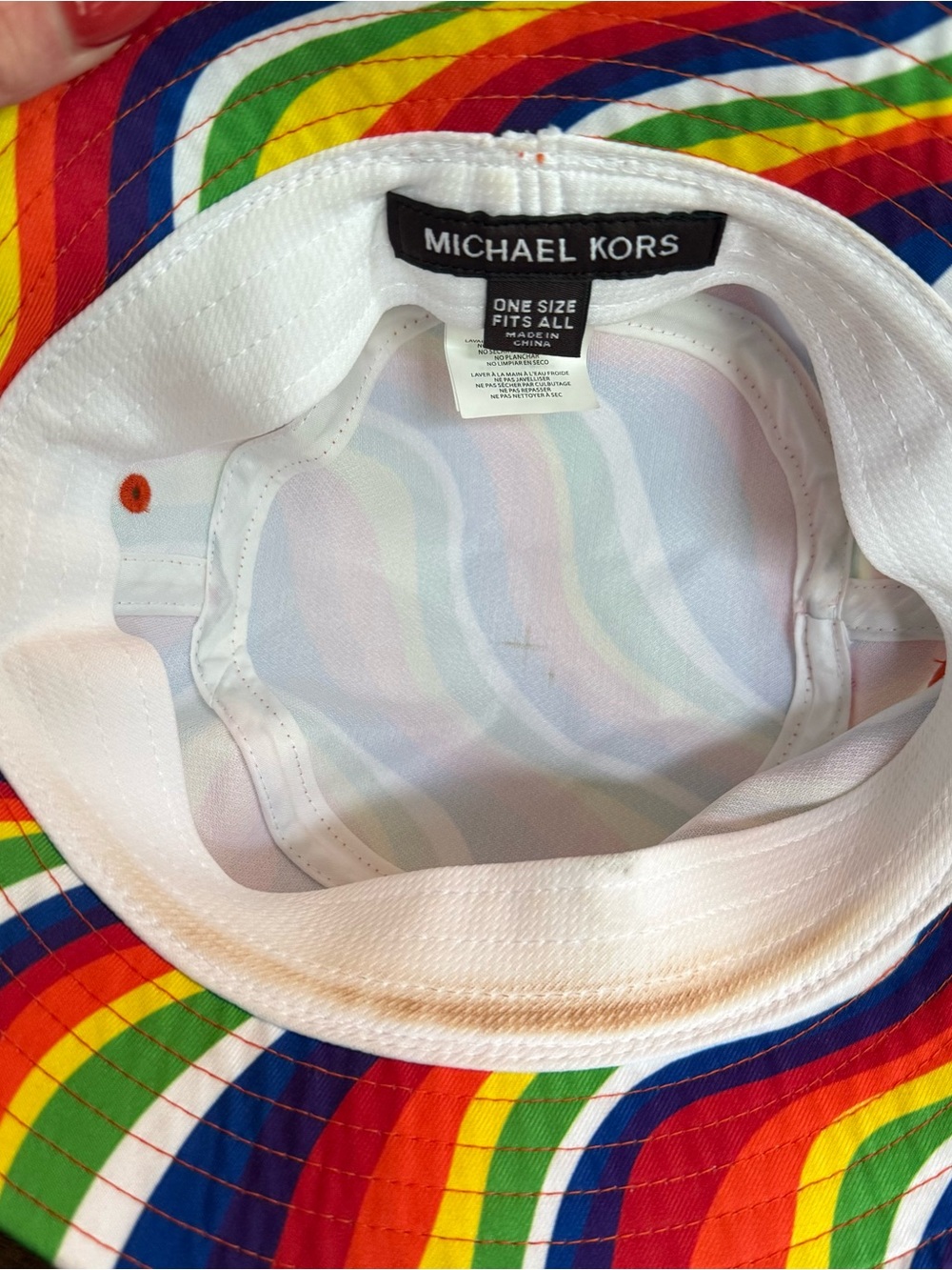 RARE! Like new men’s/women’s Michael Kors Pride Capsule Collection Bucket Hat - Picture 5 of 5
